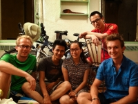 Avec Duy, Linh Phuong et Phong pour un succulent repas