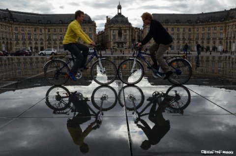 Reflet sur la place de la Bourse, Bordeaux